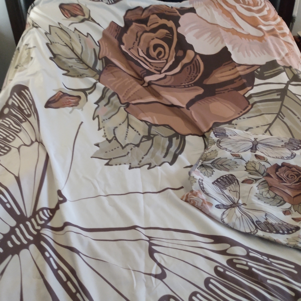 Bedding - Picture 5 of 9